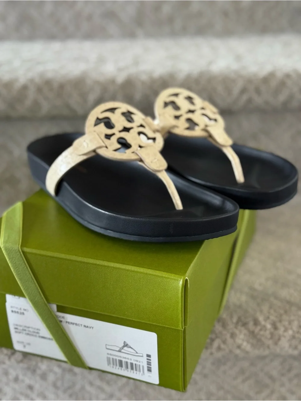Tory Burch-Miller Cloud Soft Croco Emboss-New Cream/Perfect Navy Size 7